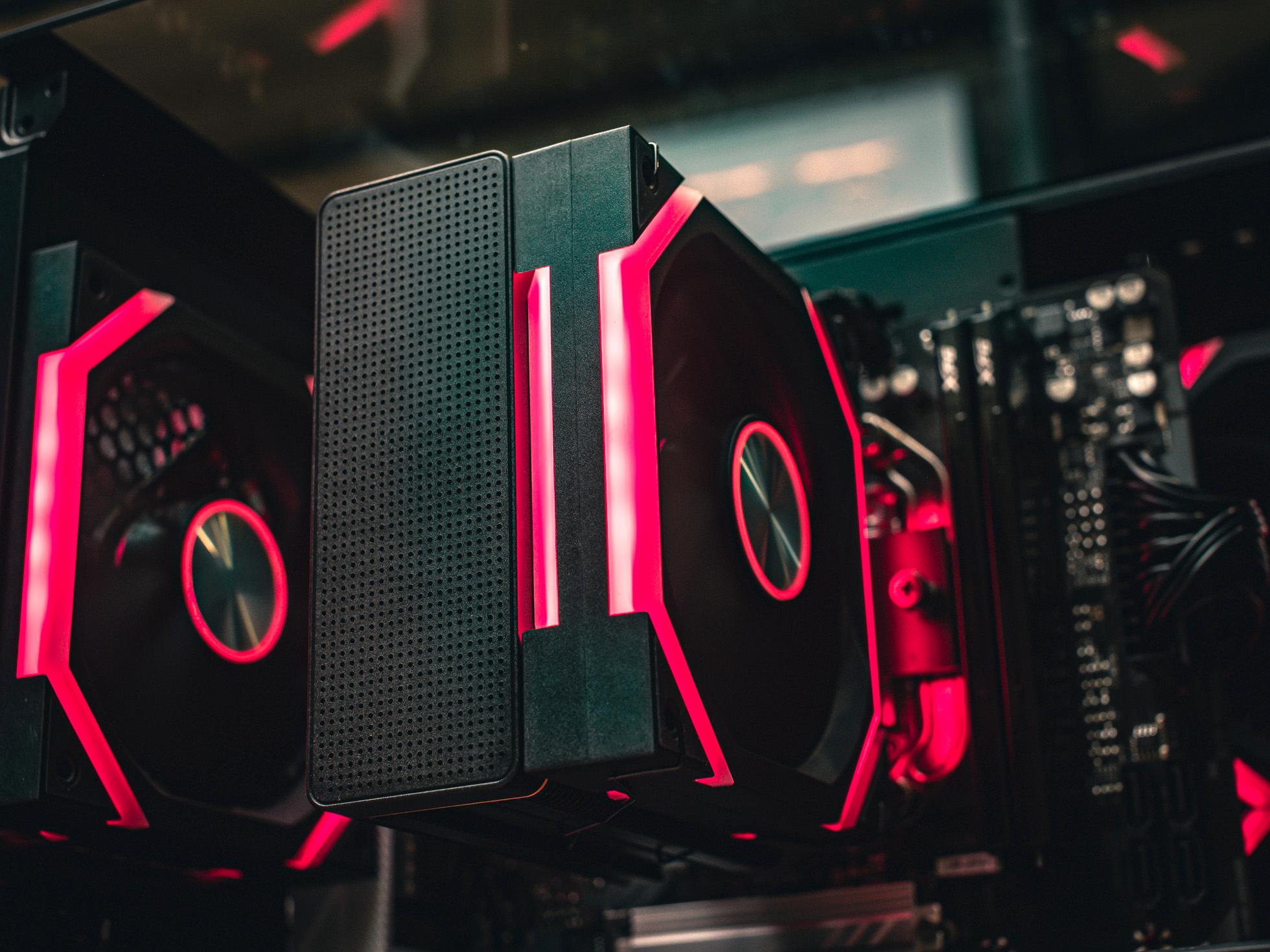 рпусе AOC CG389 Black  на базе процессора Ryzen 5 7500F + RTX 5070