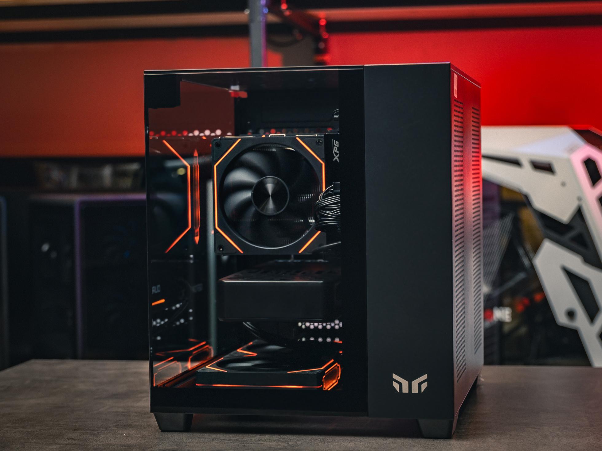  Мощный игровой компьютер в корпусе AOC CG389 Black  на базе процессора Ryzen 5 7500F + RTX 5060