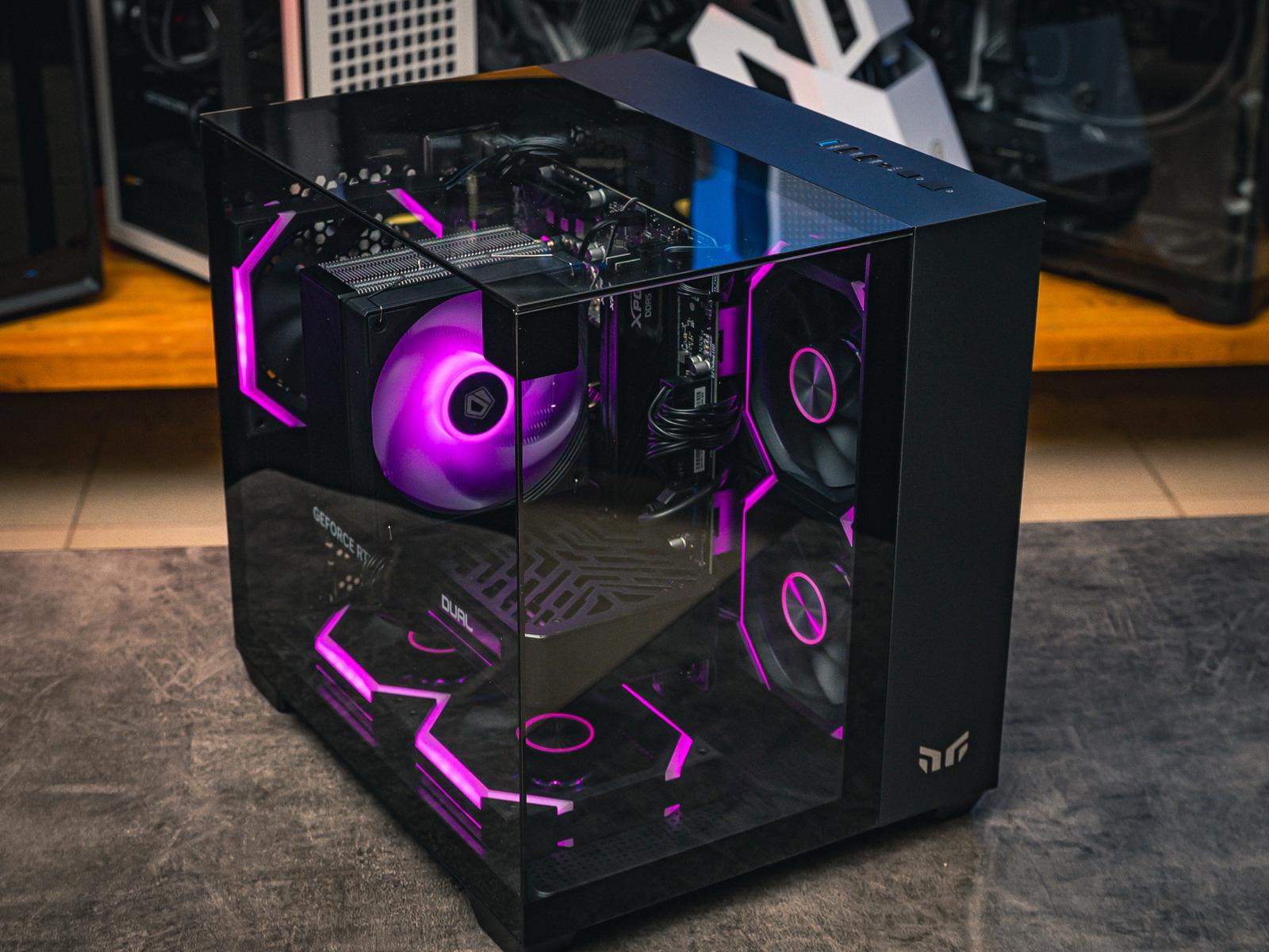 Мощный игровой компьютер в корпусе AOC CG389 Black  на базе процессора Ryzen 5 7500F + RTX 5060