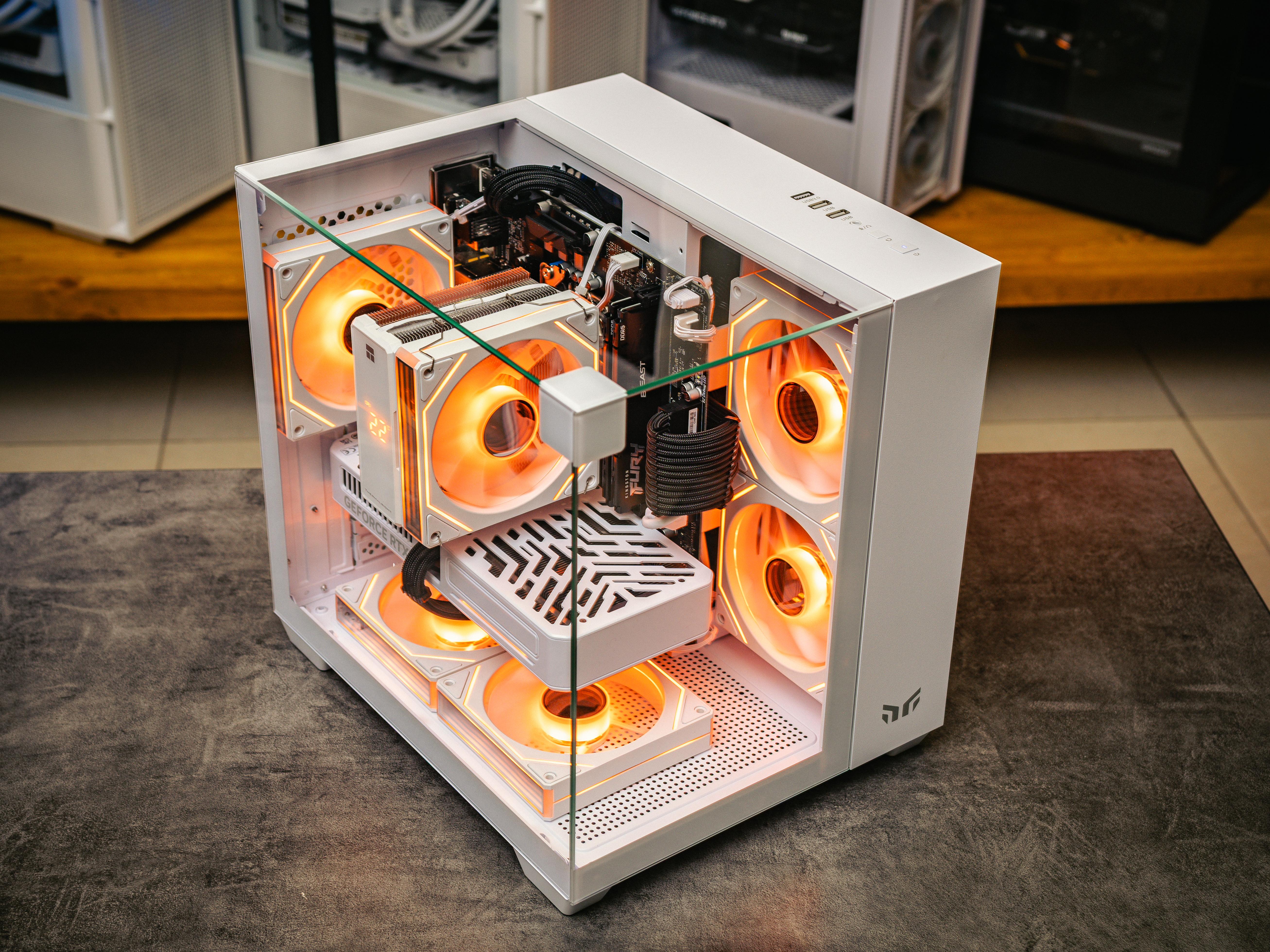 Мощный игровой компьютер в корпусе AOC CG389 Black  на базе процессора Ryzen 5 7500F + RTX 5060