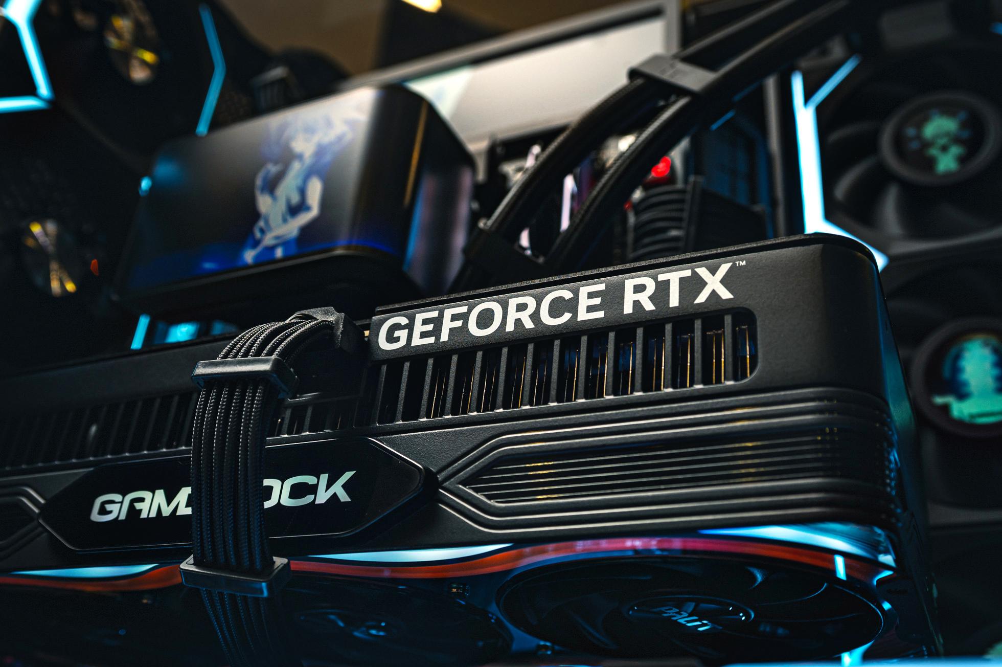 Компьютер в корпусе LIAN LI O11 Vision / 9800X3D / RTX 5080