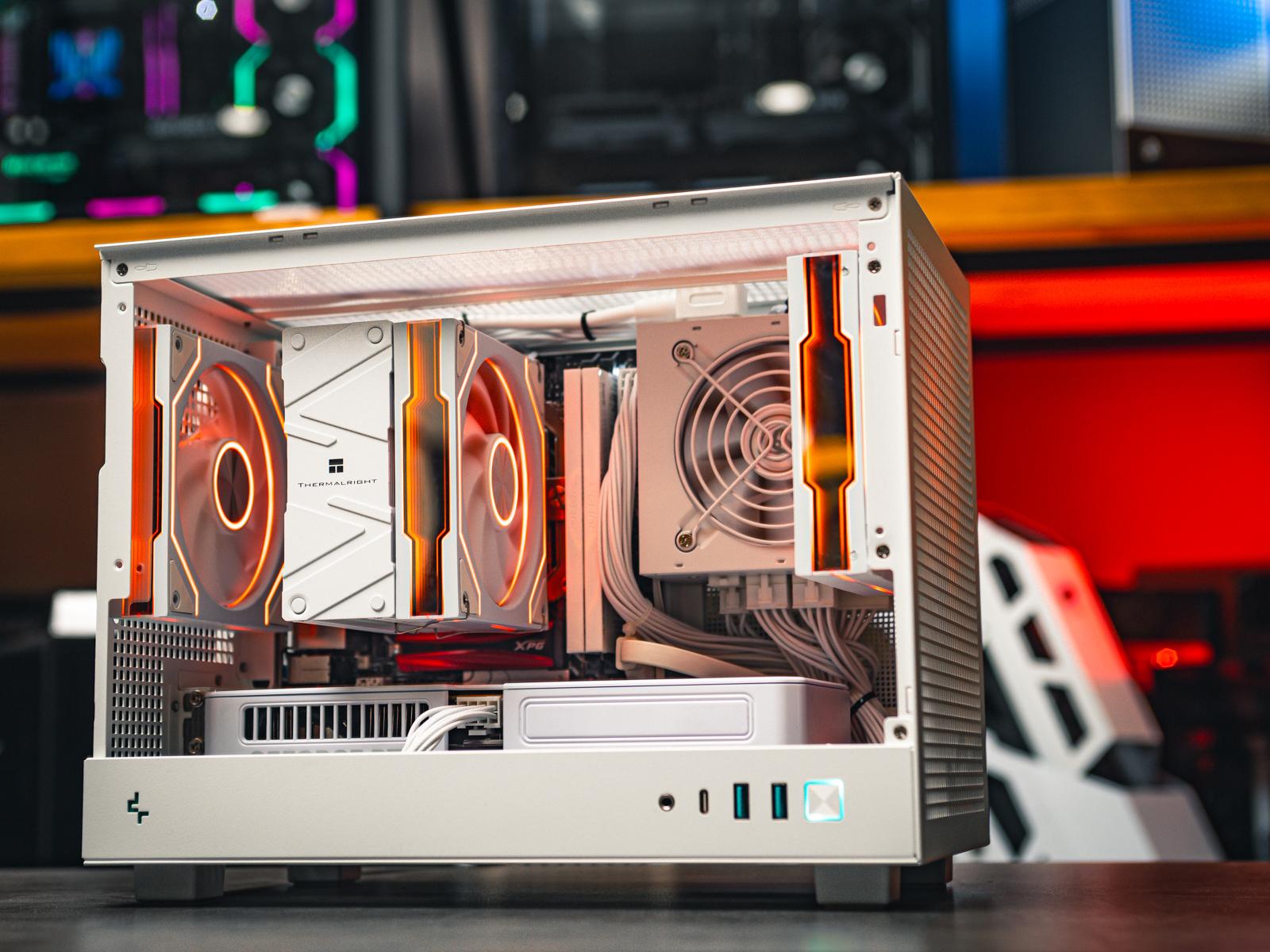 Мини игровой компьютер в корпусе DeepCool CH160 с видеокартой RTX 5060