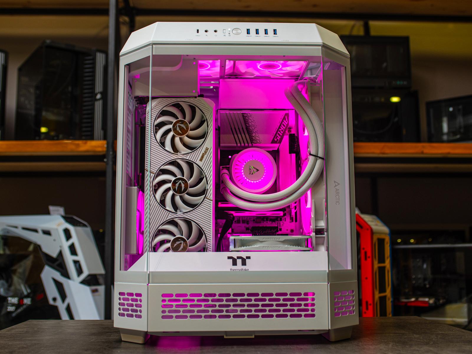 Компьютер в корпусеThermaltake The Tower 600 Snow  / 14700 / RTX 5080
