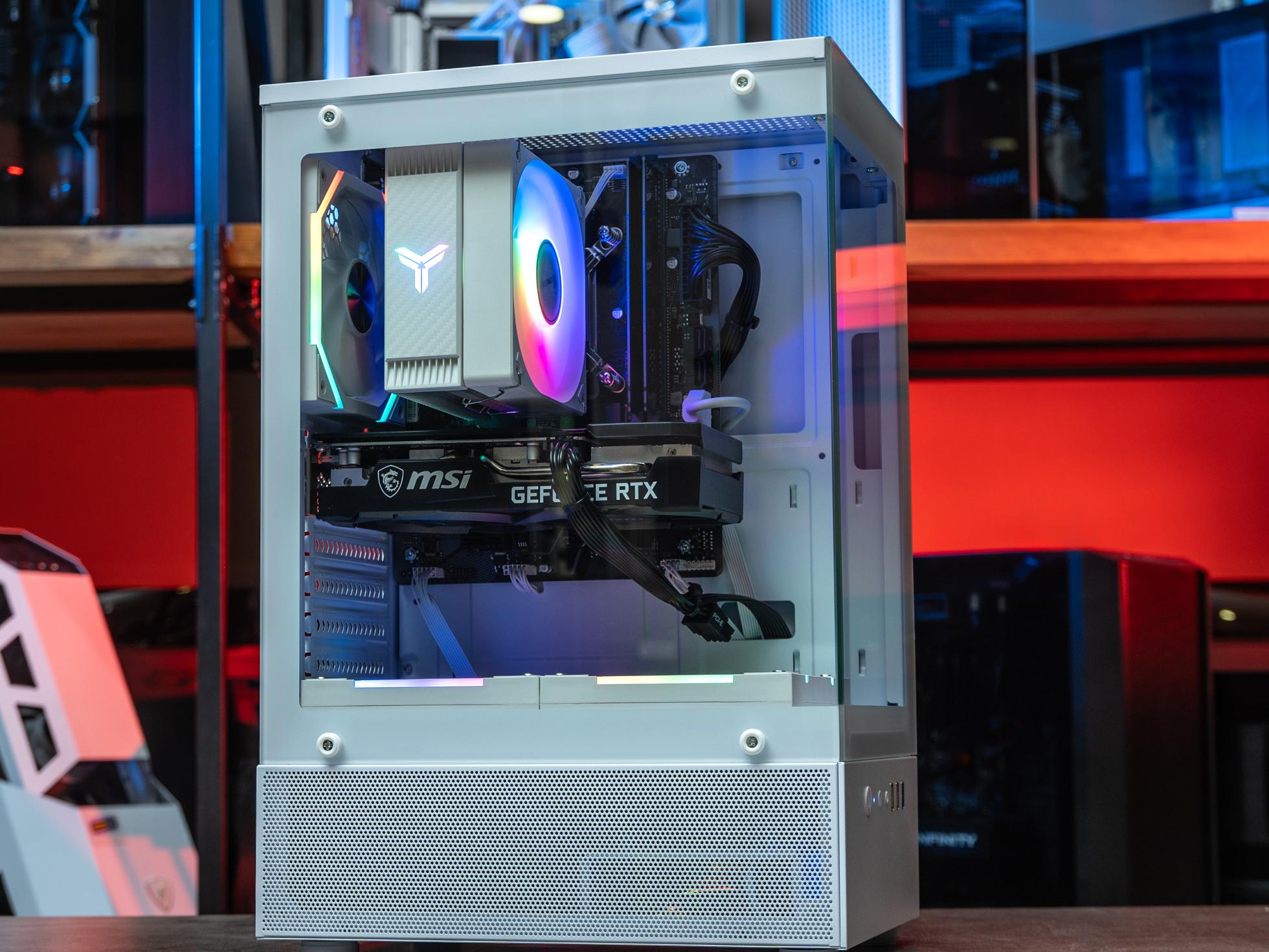 Игровой компьютер SNOW в корпусе Ginzzu CL520 White  на Intel core i5 12400F и RTX 4060