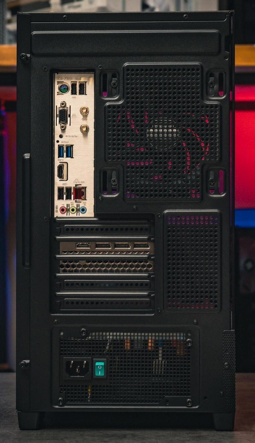 Флагманский игровой компьютер - FUTURE в Custom shop Компьютер в корпусе ZALMAN P30 С Видеокартой RTX 5070