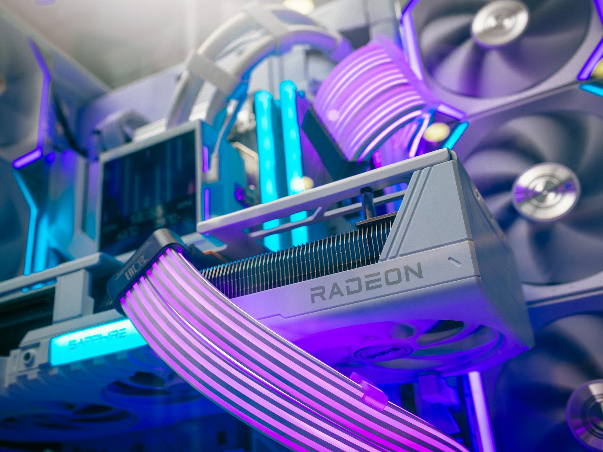 Компьютер в корпусе LIAN LI O11 Vision / 9800X3D / RX 9070XT