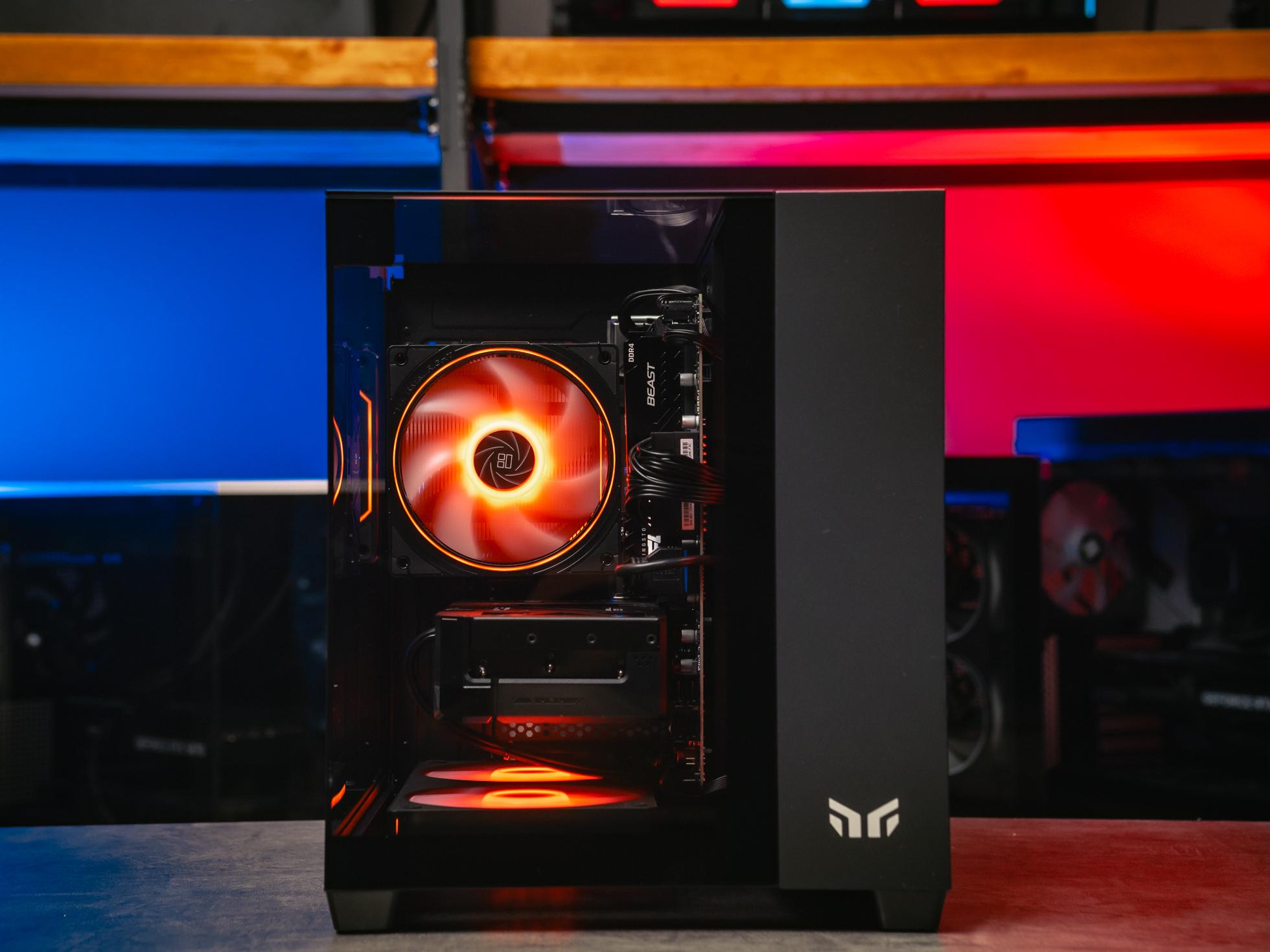 Мощный игровой компьютер в корпусе AOC CG389 Black  на базе процессора Ryzen 5 7500F + RTX 5060