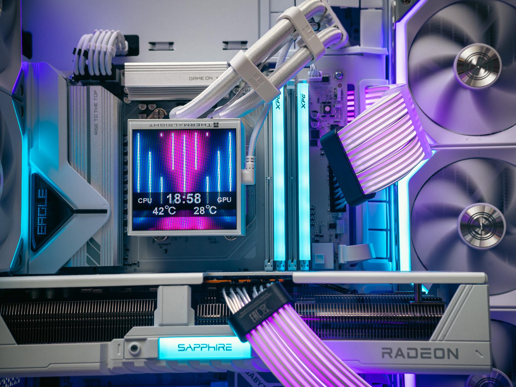 Компьютер в корпусе LIAN LI O11 Vision / 9800X3D / RX 9070XT