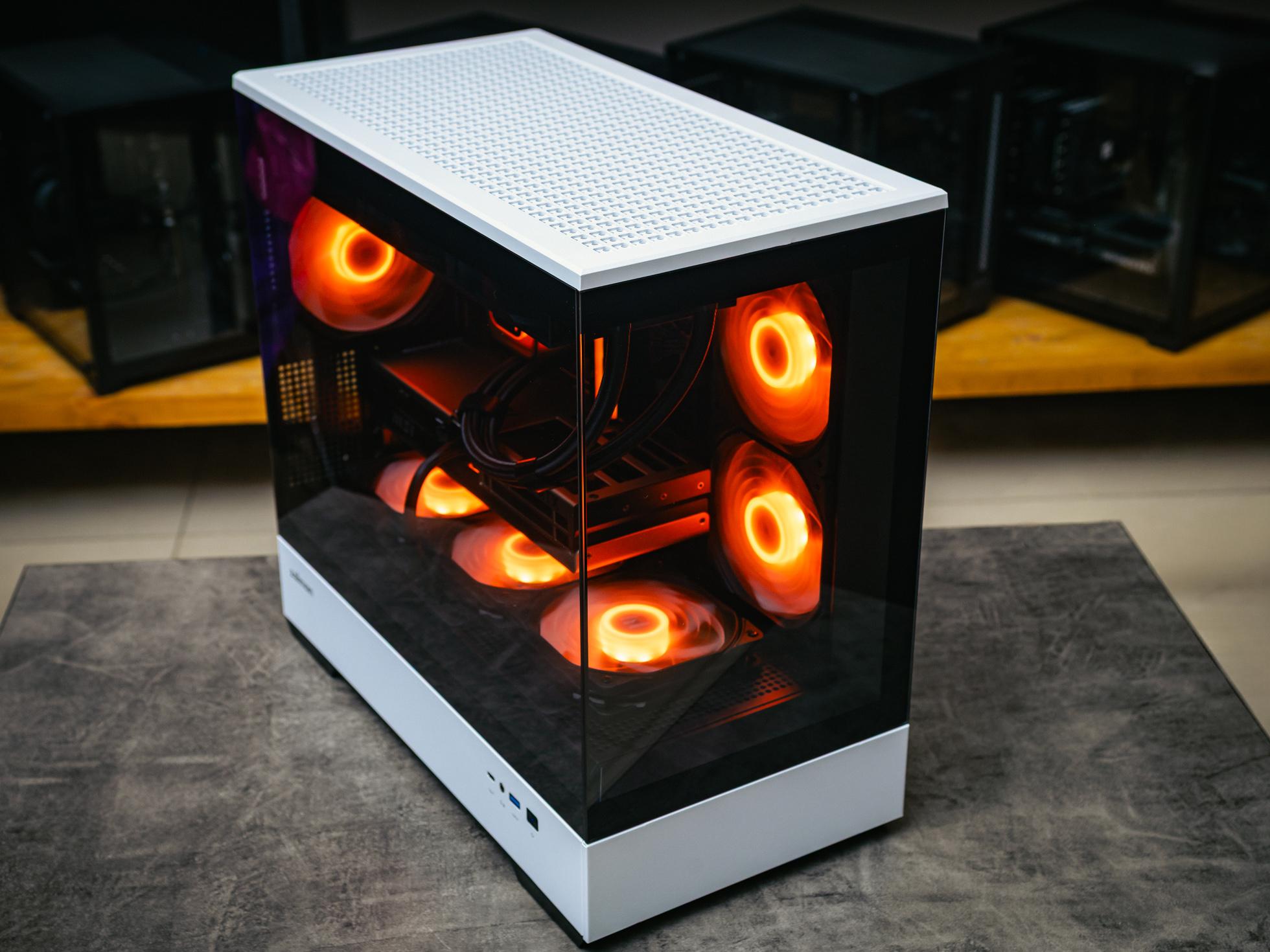 Компьютер в корпусе ZALMAN P30  С Видеокартой RTX 5070 iGame Vulcan