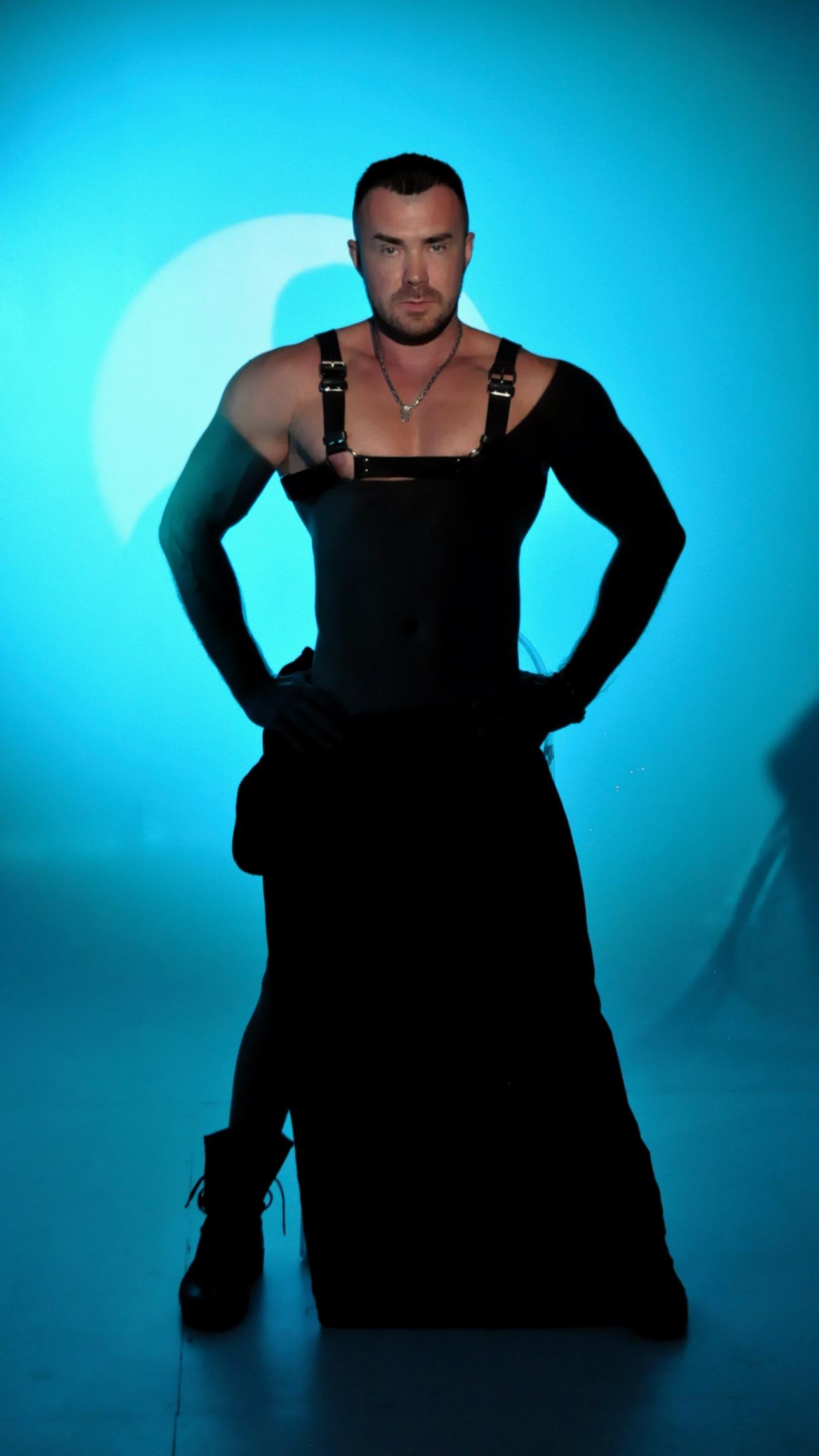 Стриптиз на девичник Луганск