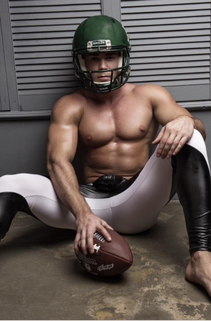 Заказать профессиональный мужской стриптиз Тула