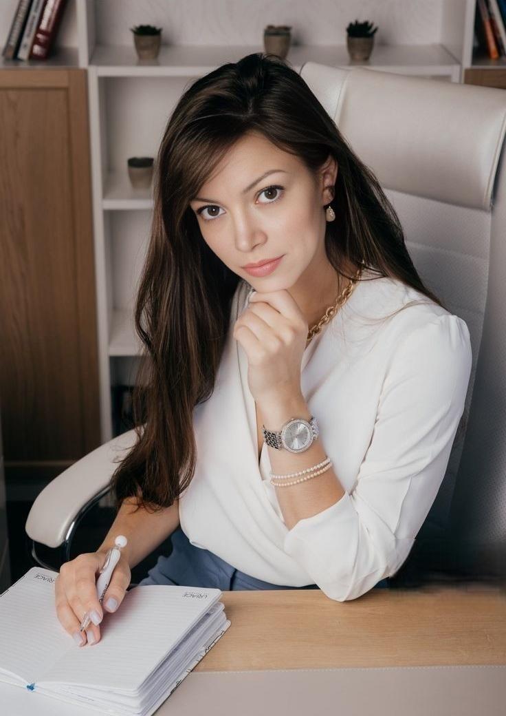 Частный юрист Елена Козина