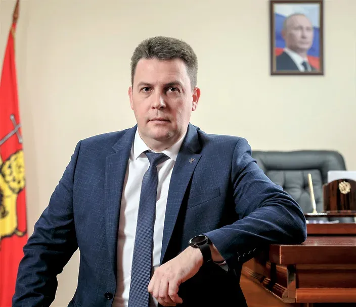 "Кладбищенская мафия": задержан мэр Владимира Дмитрий Наумов