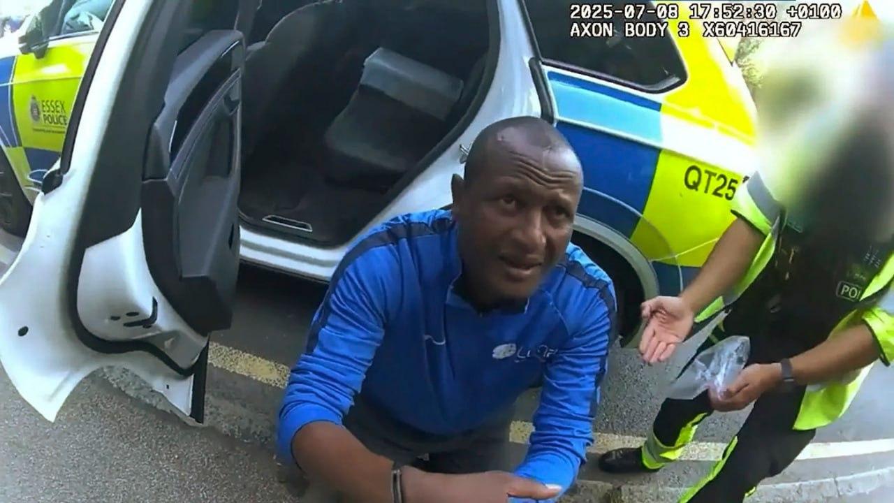 Британские тюремщики по ошибке выпустили из тюрьмы мужчину, изнасиловавшего девочку