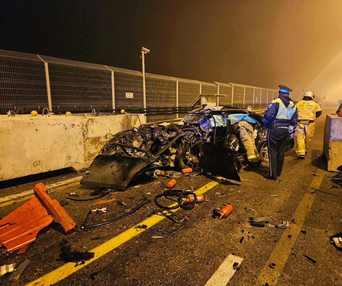 Смертельная авария на Крымском мосту: двое погибли, дети ранены