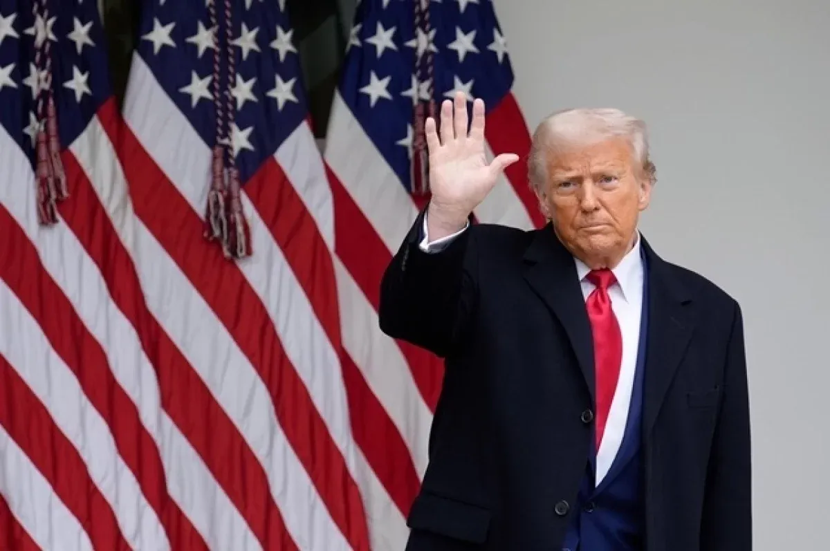 Трамп заявил, что встреча на Аляске с Путиным будет "скорее предварительной"