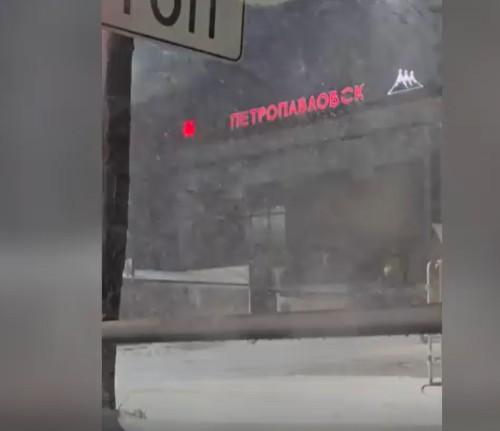 Шторм, метель и лёд: Камчатка оказалась в авиаизоляции