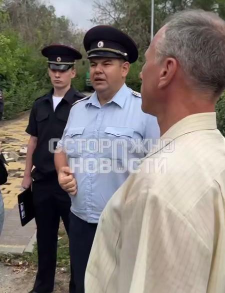 Сотрудник полиции пригрозил расстрелять жителей Саратова, которые выступают против сноса парка