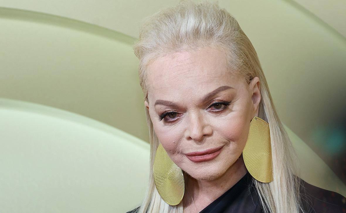 «Взорвём машину»: возбуждено дело об угрозах убийством Ларисе Долиной