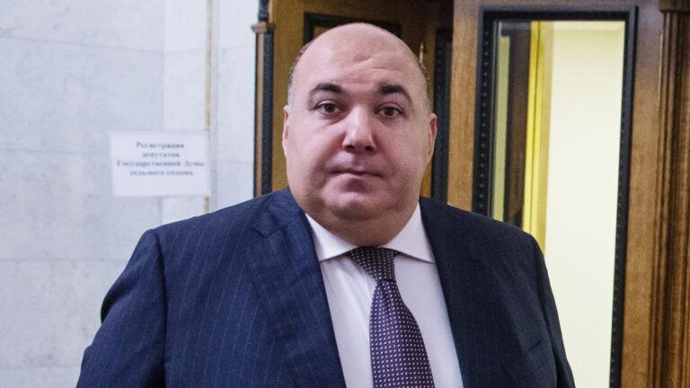 Экс-депутат Госдумы Напсо лишился 60 объектов недвижимости. Ранее его обвинил в изнасиловании