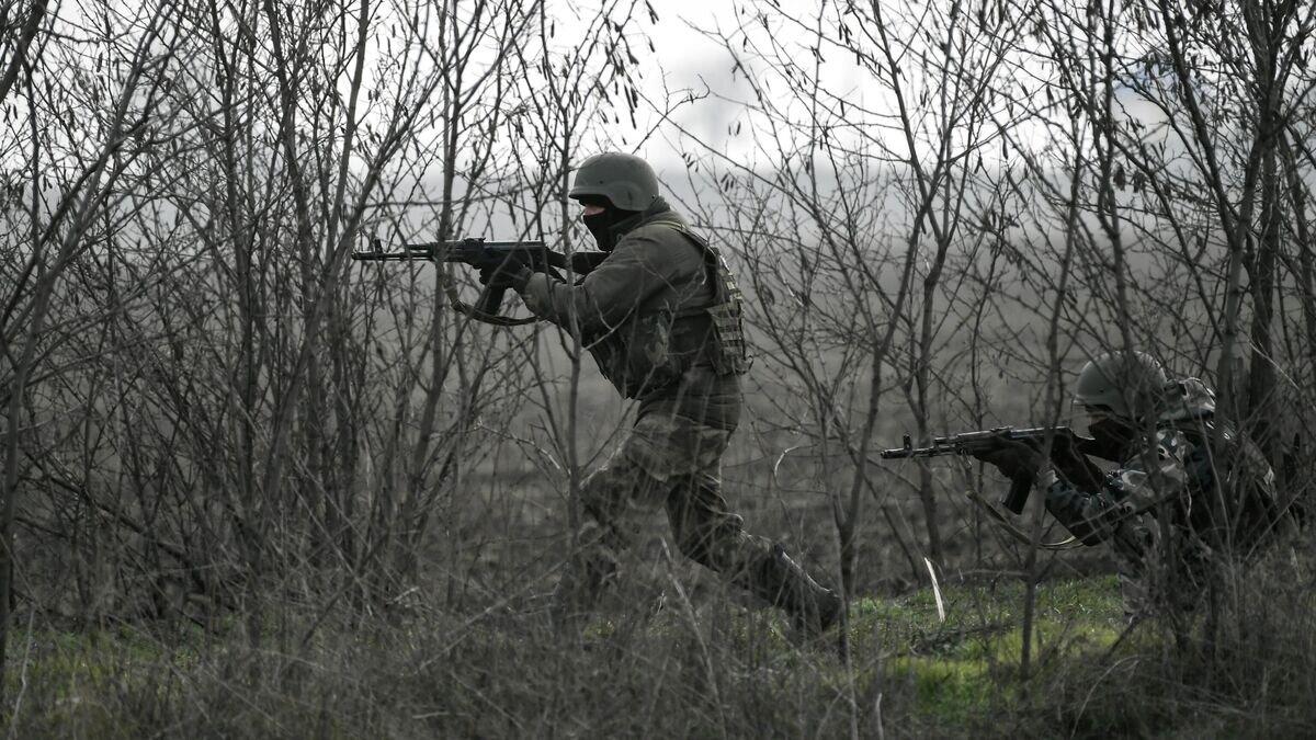 WSJ: эскалация боев между Россией и Украиной может произойти этим летом 