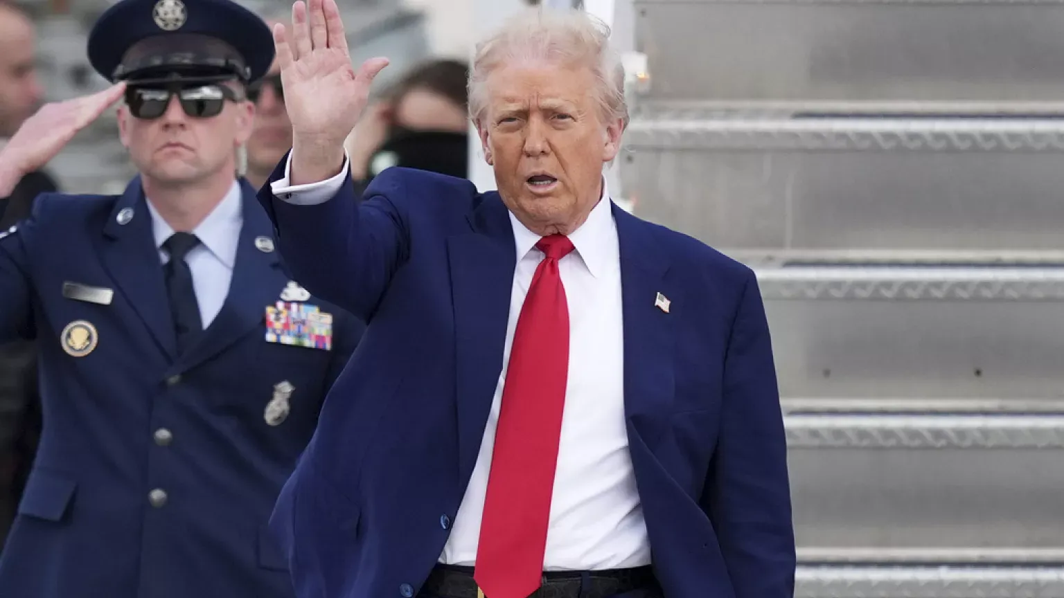 Politico: Трамп может отключить Европу от интернета