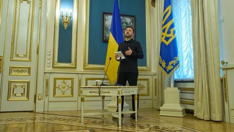 Politico: Владимир Зеленский тайно готовится к выборам