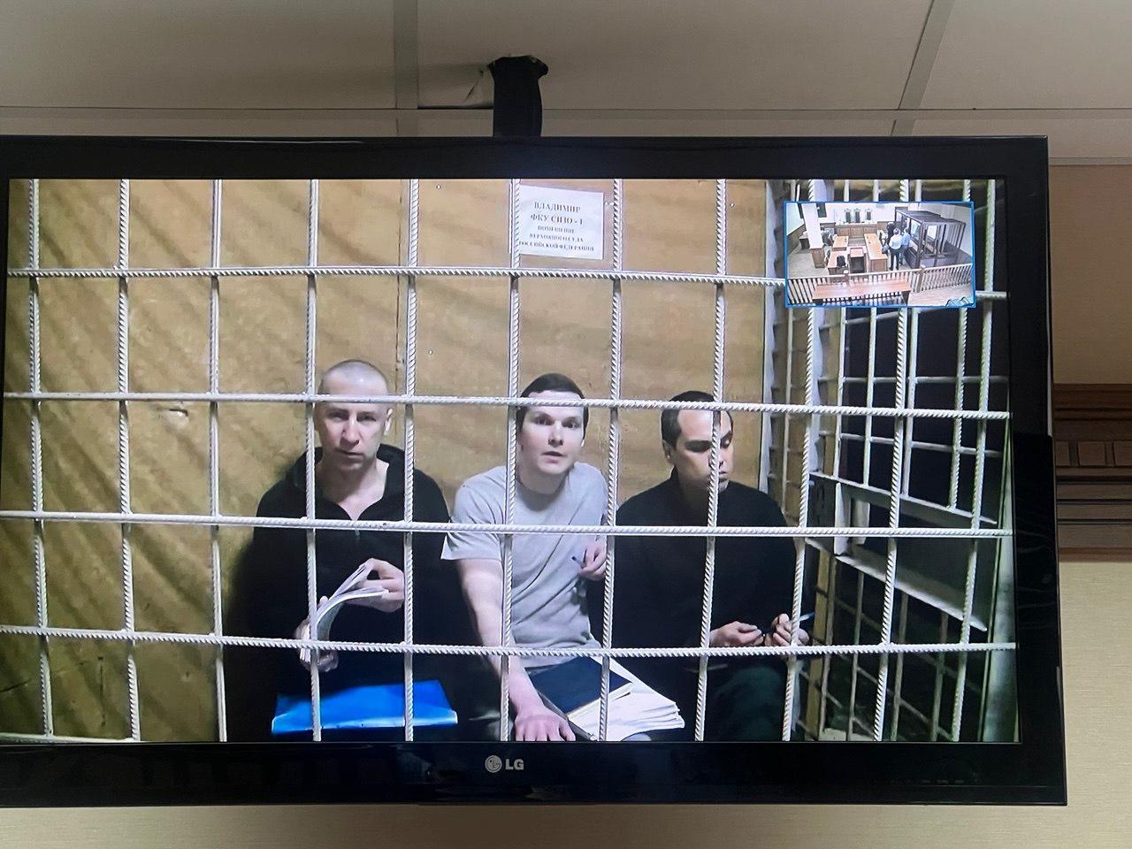 Обвинение попросило ужесточить сроки адвокатам Навального