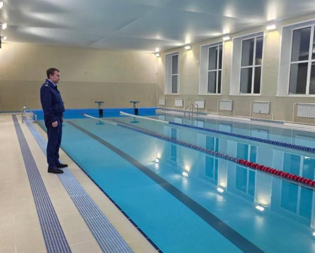 В Нерюнгри 13 детей получили химические ожоги глаз в бассейне