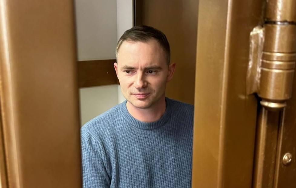 Суд арестовал зампреда «Яблока» Максима Круглова по делу о «военных фейках» 