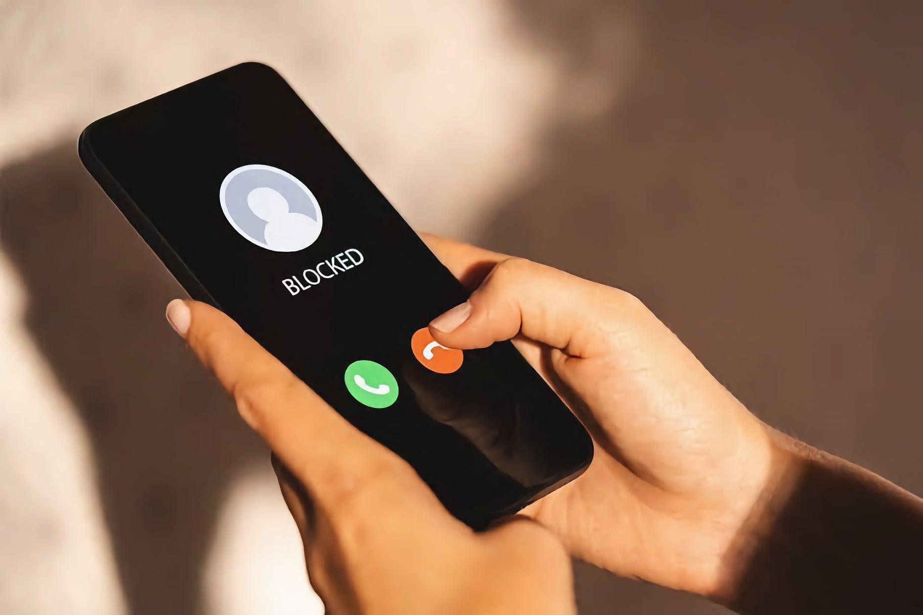 "Борьба с мошенниками": россиян лишат зарубежных звонков