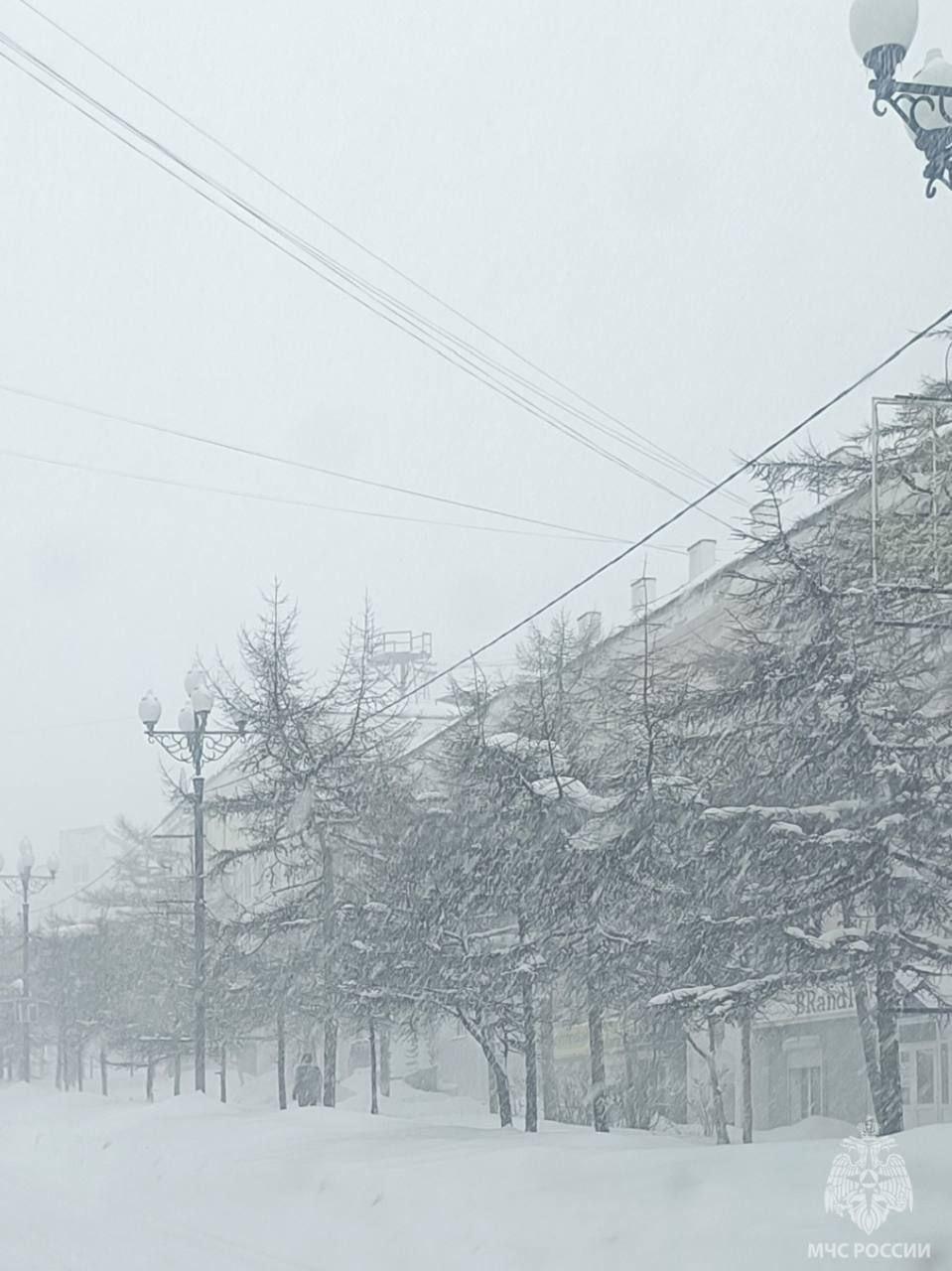 Метель в Магадане оставила несколько районов без света