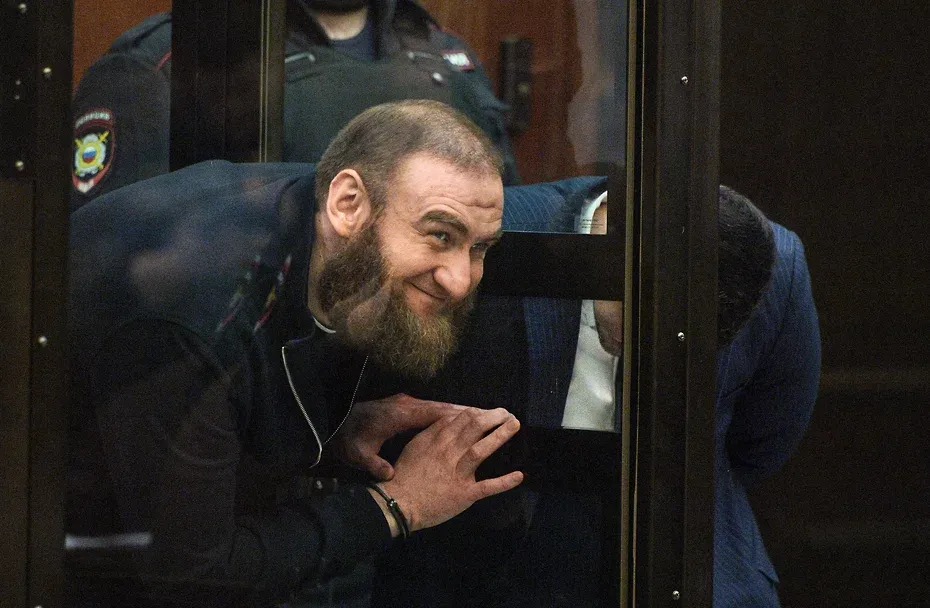 Пожизненное и штраф лишили экс-сенатора Арашукова надежды на освобождение 