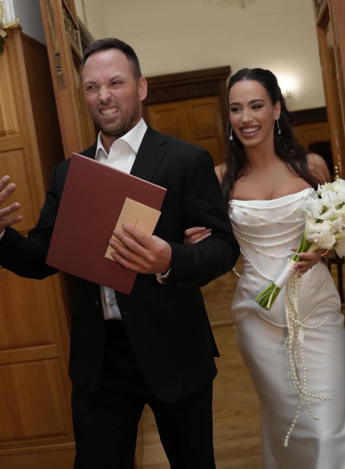 Живот уже не скрыть: Вера Бондарева ждет ребенка от экс-зятя Шойгу