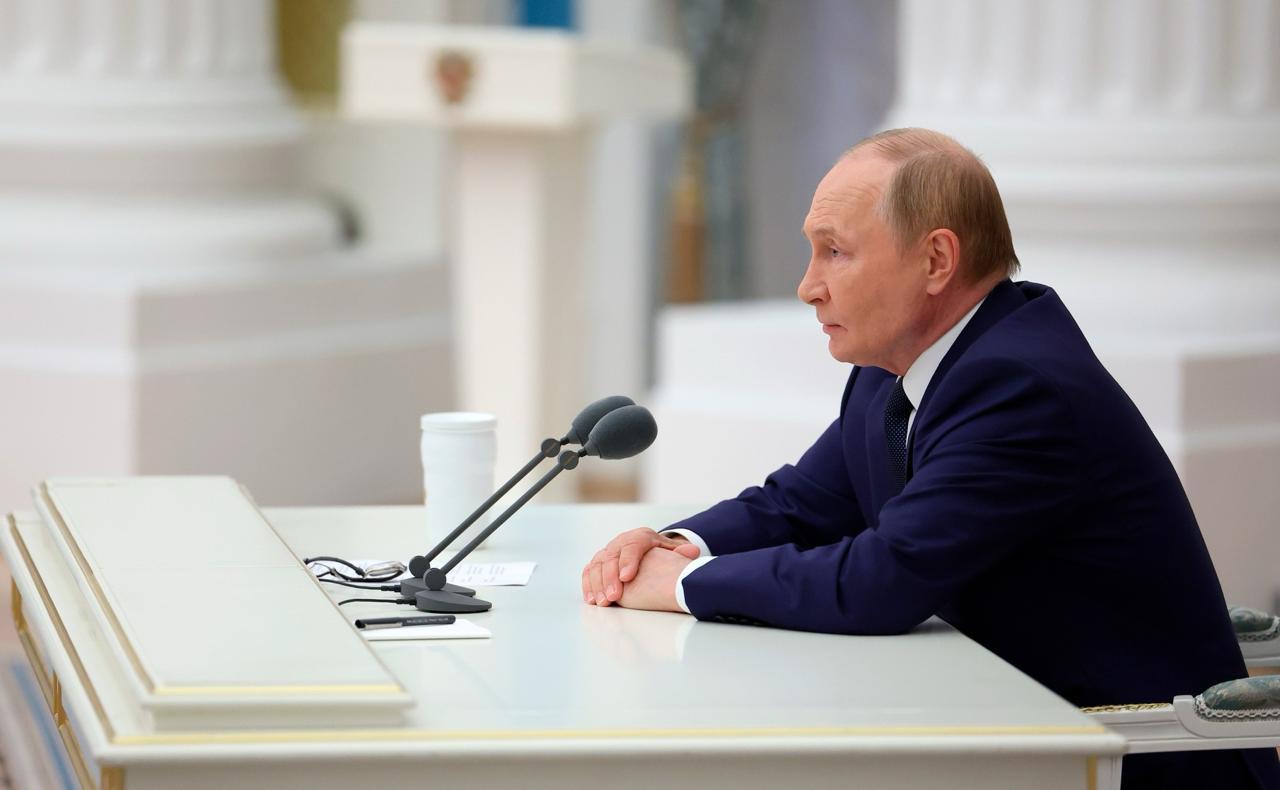 Перед переговорами с Трампом на Аляске Путин провёл совещание в Кремле