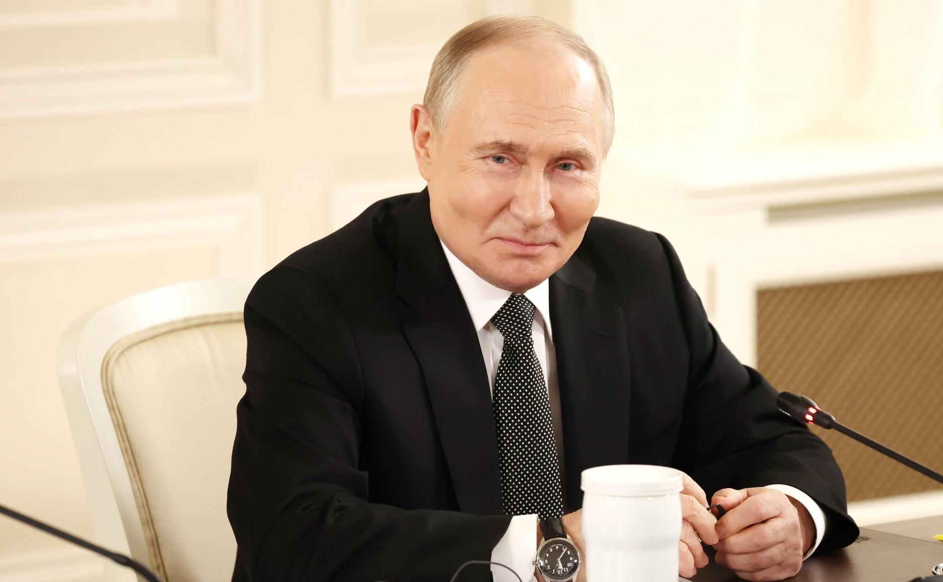 «Скоро сдохнут»: Путин предрек крах экономики Запада
