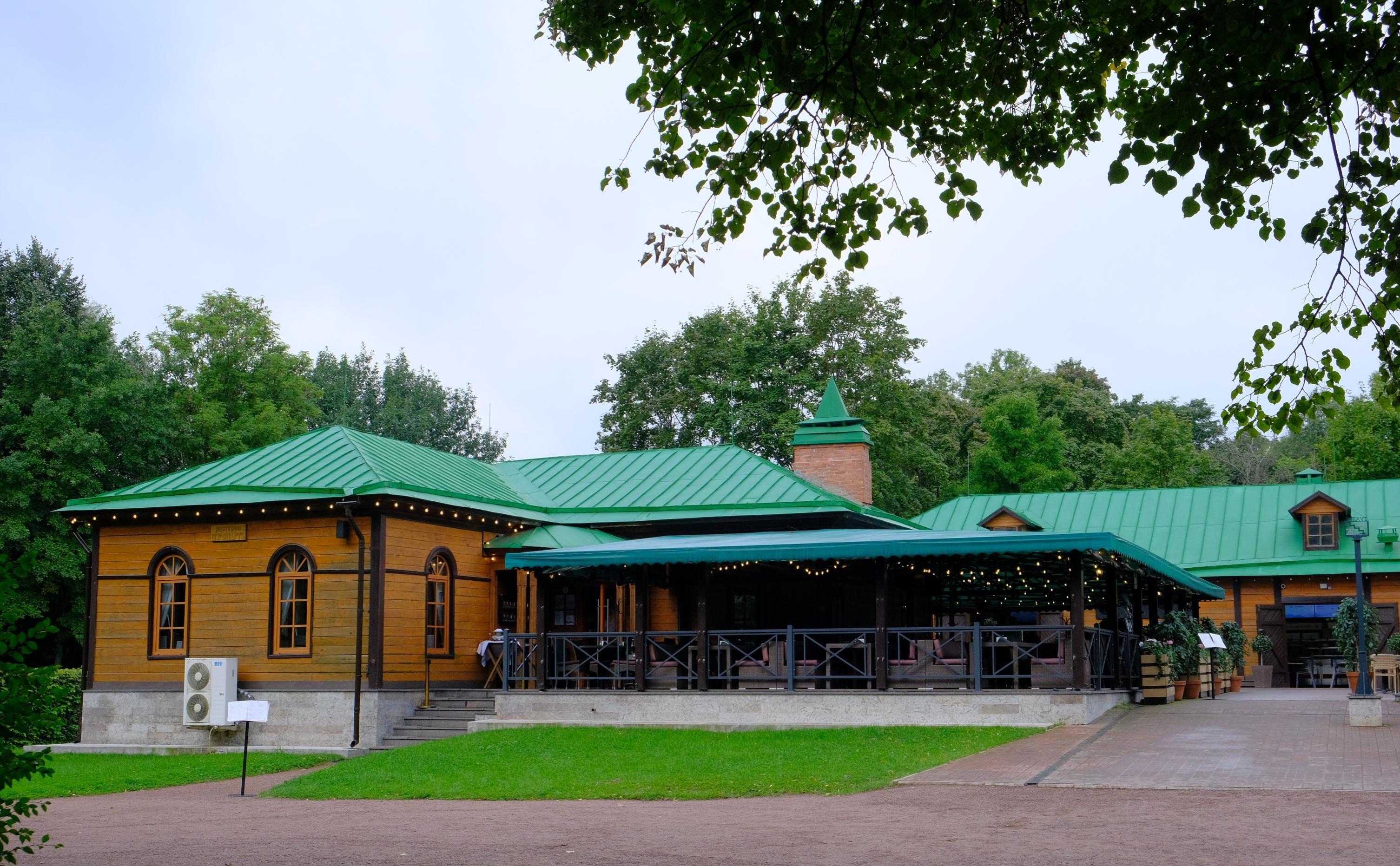 Петергоф ресторан Штандарт