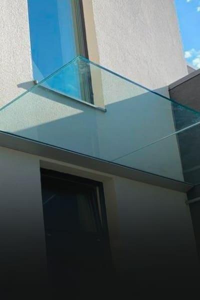 Стеклянные козырьки