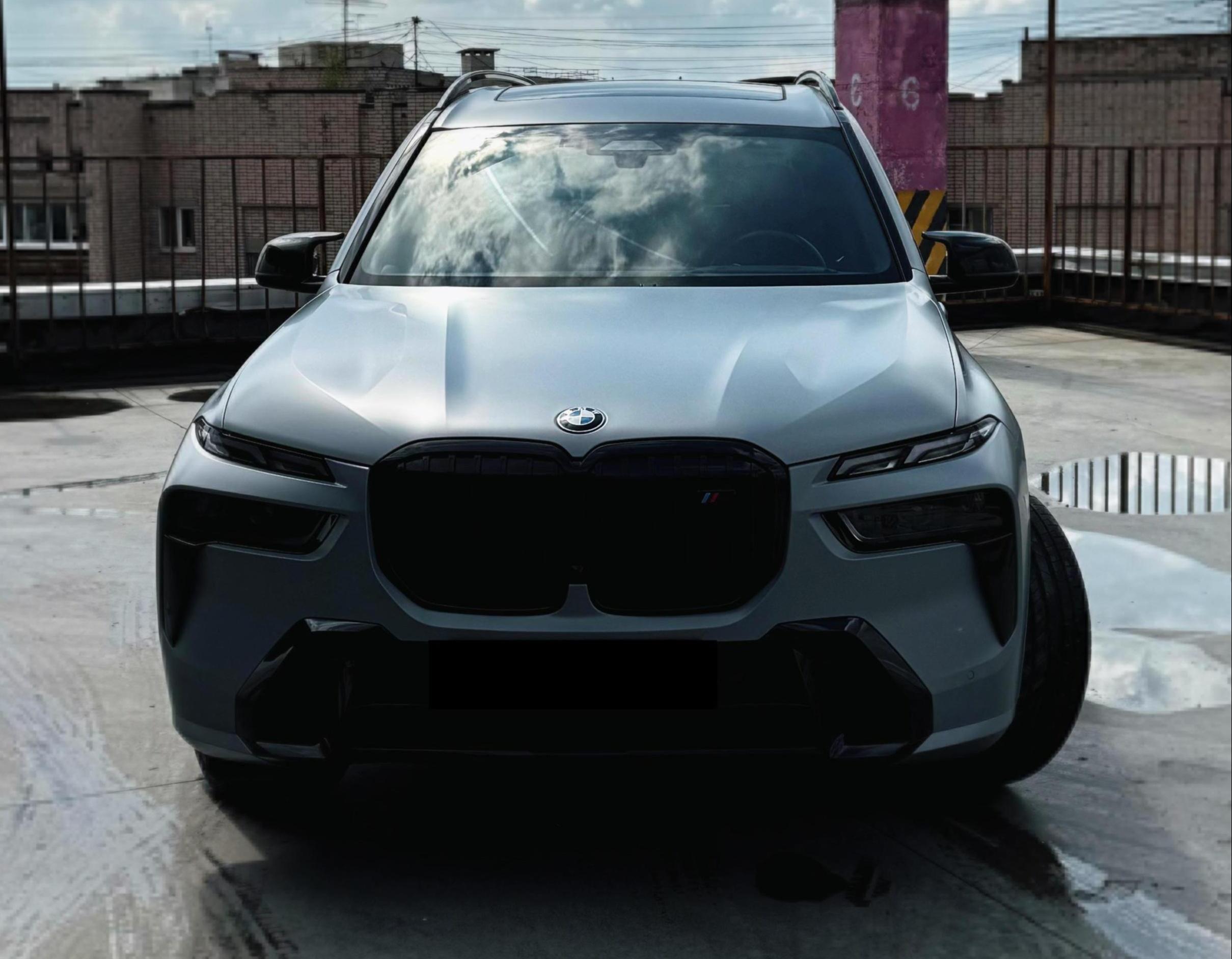 bmw x7 m60i