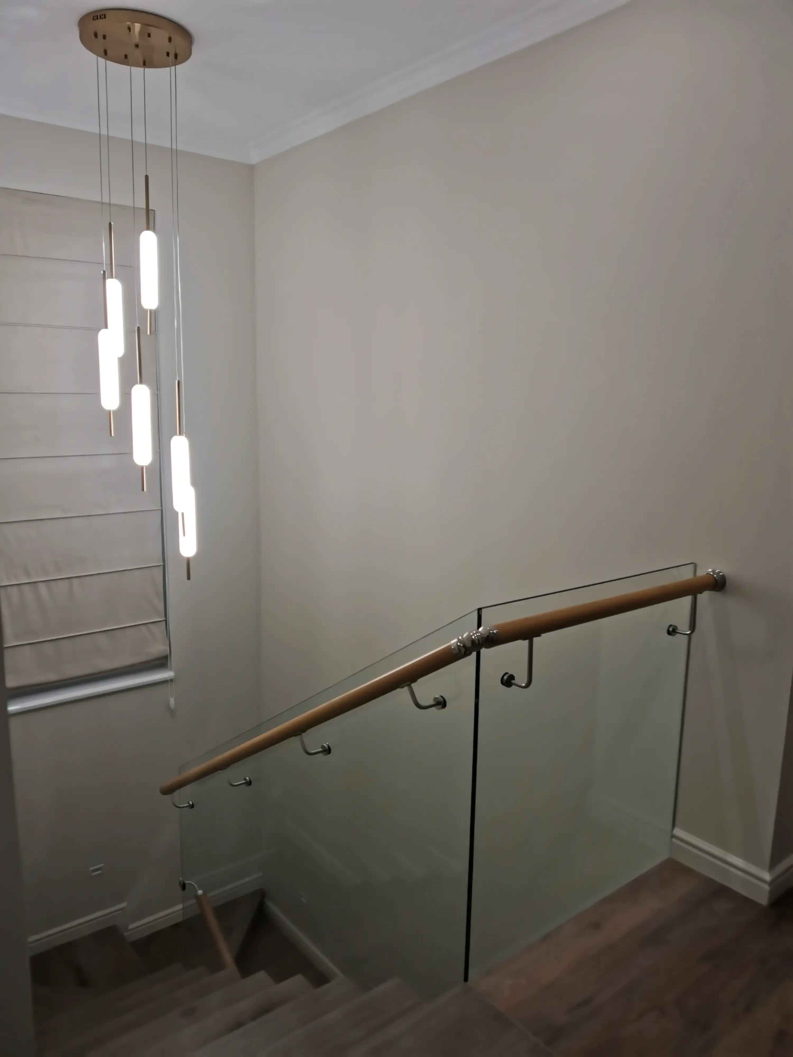 Стекло триплекс в ограждении лестницы — прочность и прозрачность Ограждение лестницы из триплекс стекла для повышенной прочности