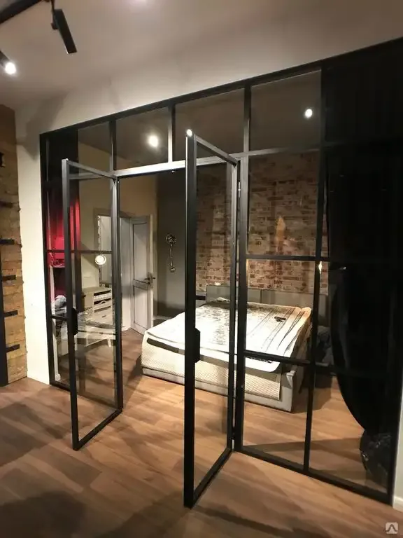 Угловая кабина — идеально подходит для угловых ниш, обеспечивает удобство и визуально расширяет пространство Угловая стеклянная душевая кабина — максимальный комфорт и свободное пространство в малогабаритной ванной комнате