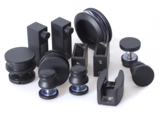 Фурнитура под ваш проект — мы подбираем качественные комплектующие под любой стиль: от классики до минимализма Черная фурнитура для душевых кабин — подбираем по вашему дизайну и бюджету: классическая или индивидуальная отделка