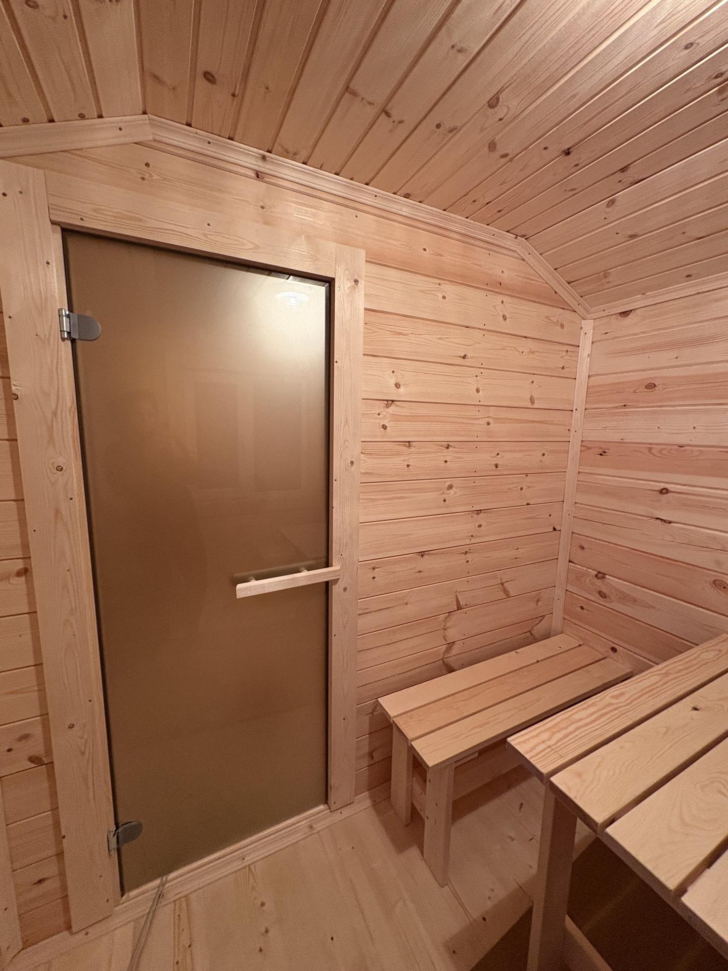 Мобильная баня из вагонки