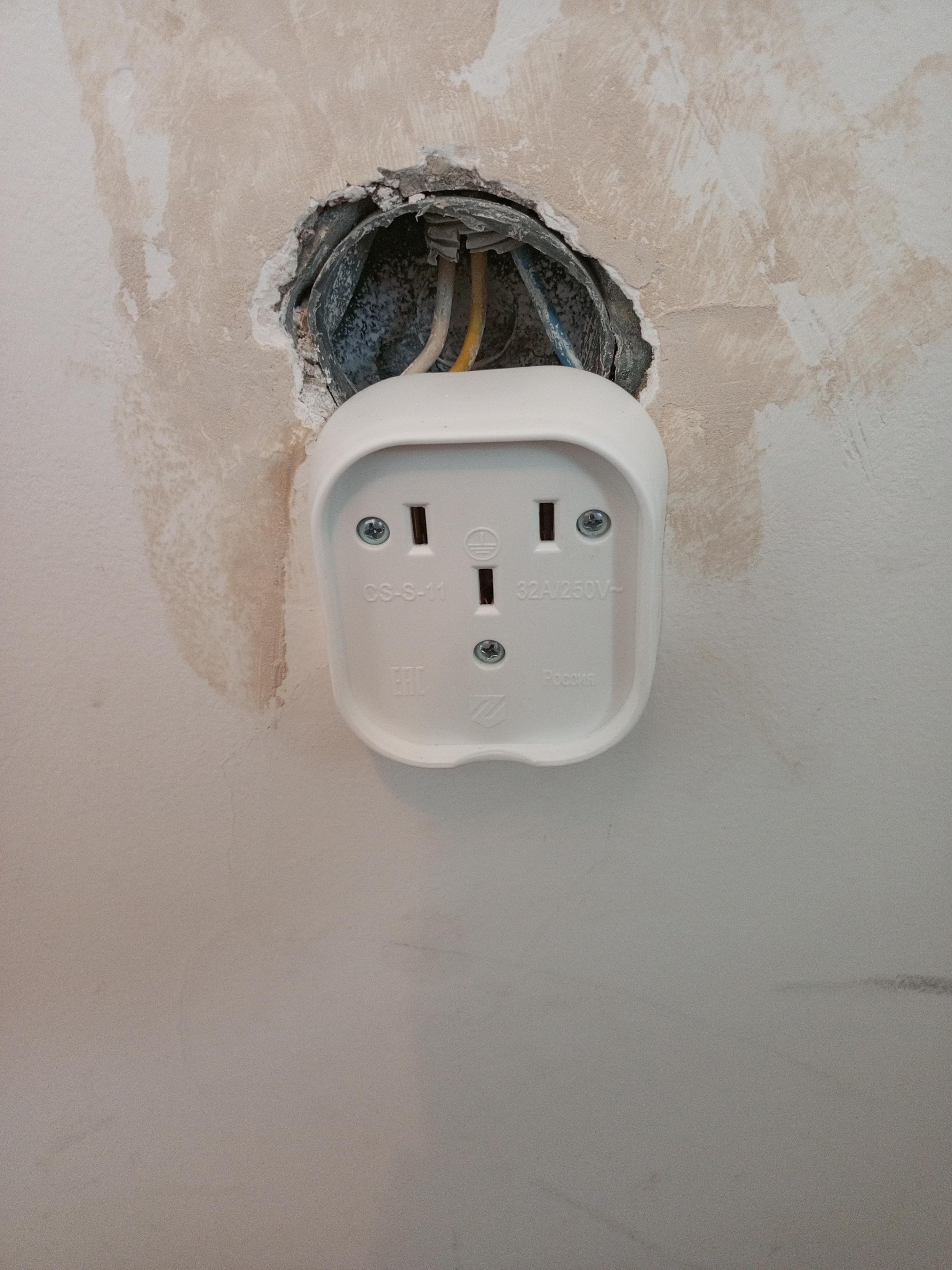 силовая розетка на электроплиту