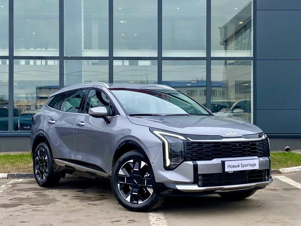 Вид сбоку на обновленный кроссовер Kia Sportage 2025