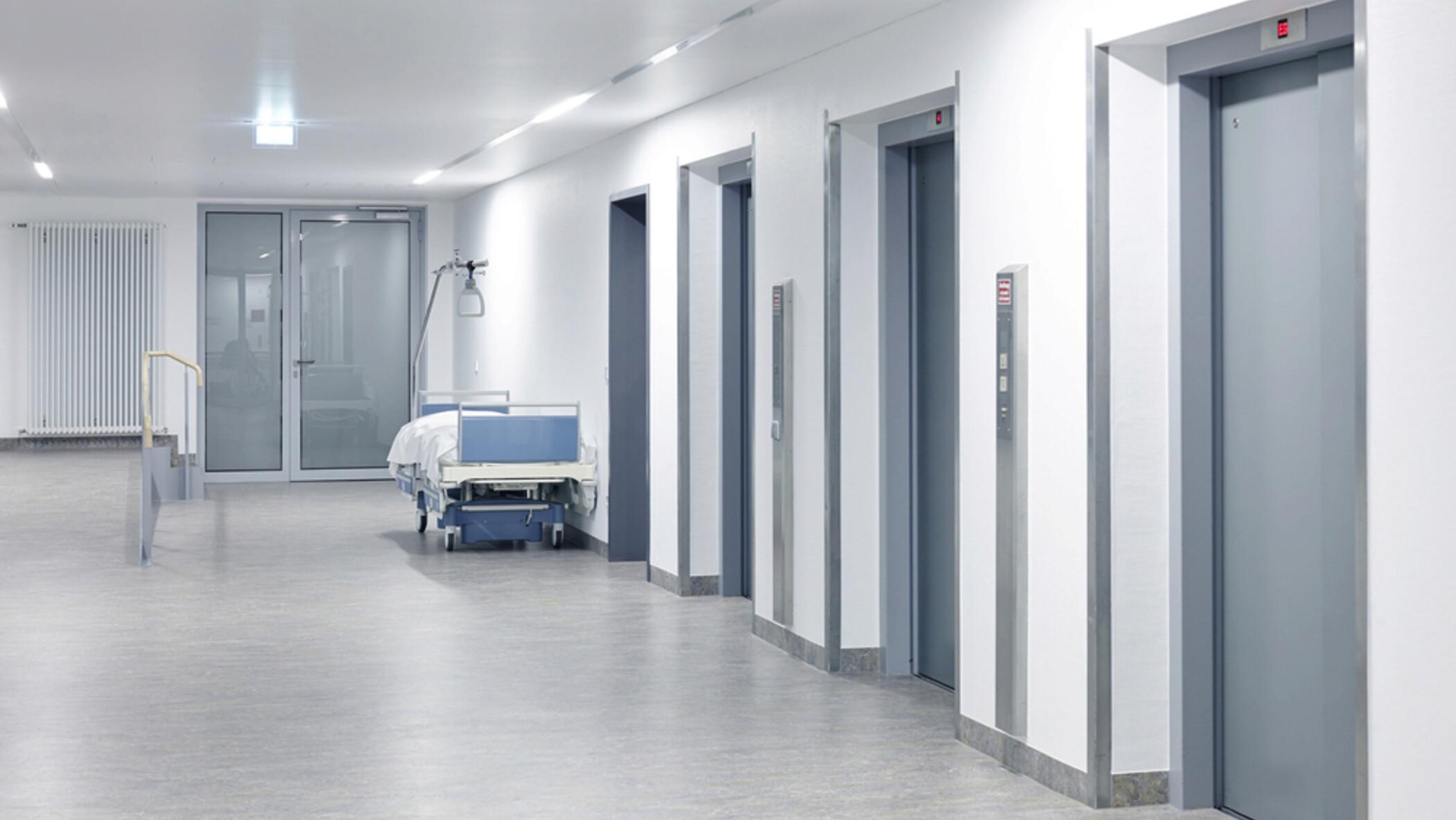 Больничные лифты