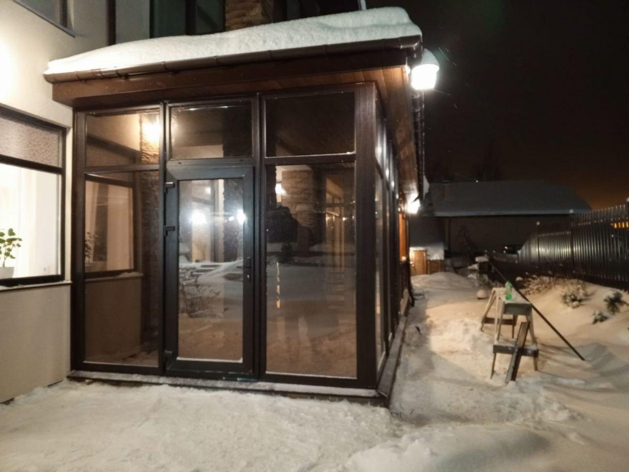 Веранда с затемнелым стеклом