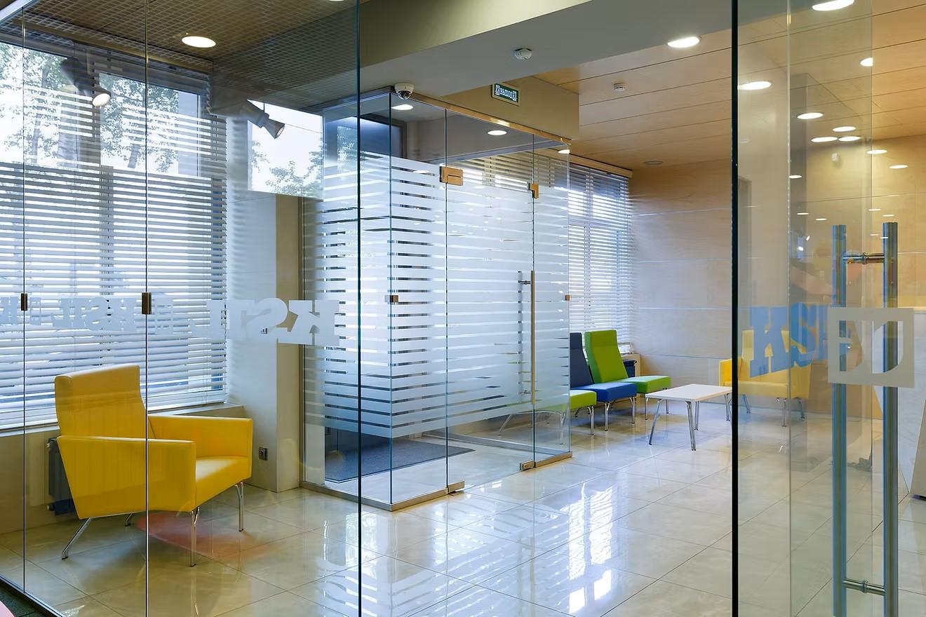 Стеклянные перегородки