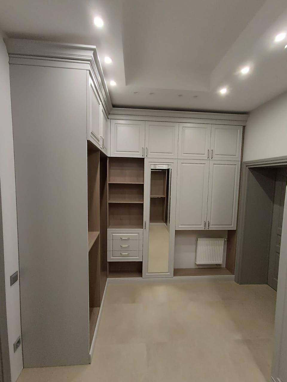 Навесная тумба для ванной комнаты