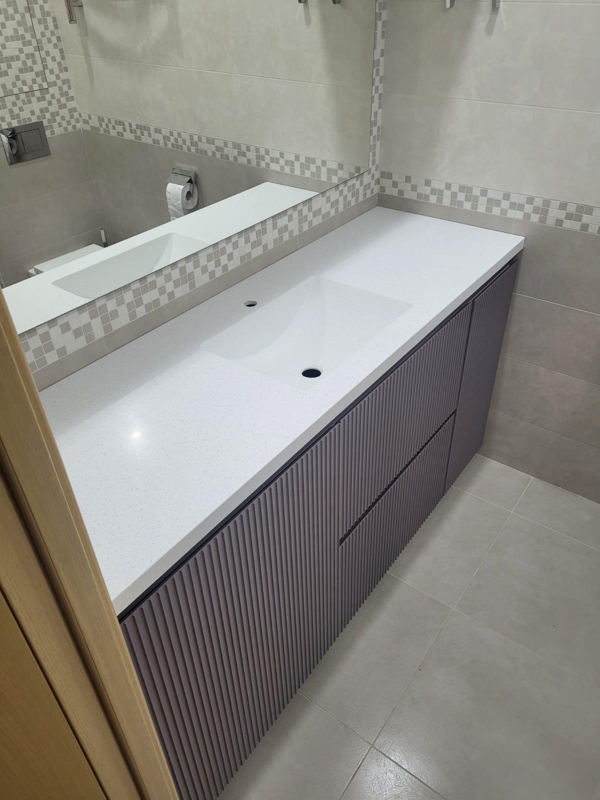 Мебель в ванную на заказ